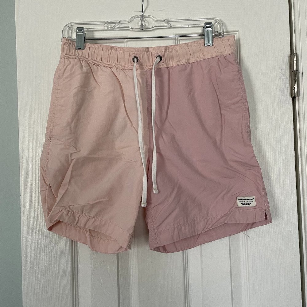 Modern Amusement - Pink colorblock boardshorts - Size S